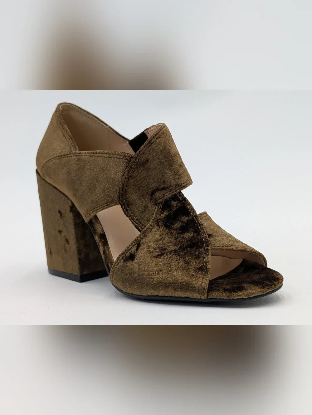 CAbi Interlock Sz 6 Crushed Velvet Sandal Olive Green Peep Toe Block Heel